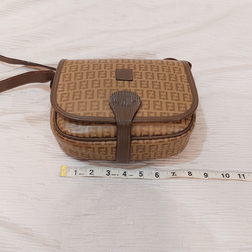 Vintage Fendi Monogram Crossbody with Brown Trim - Picture 2 of 16